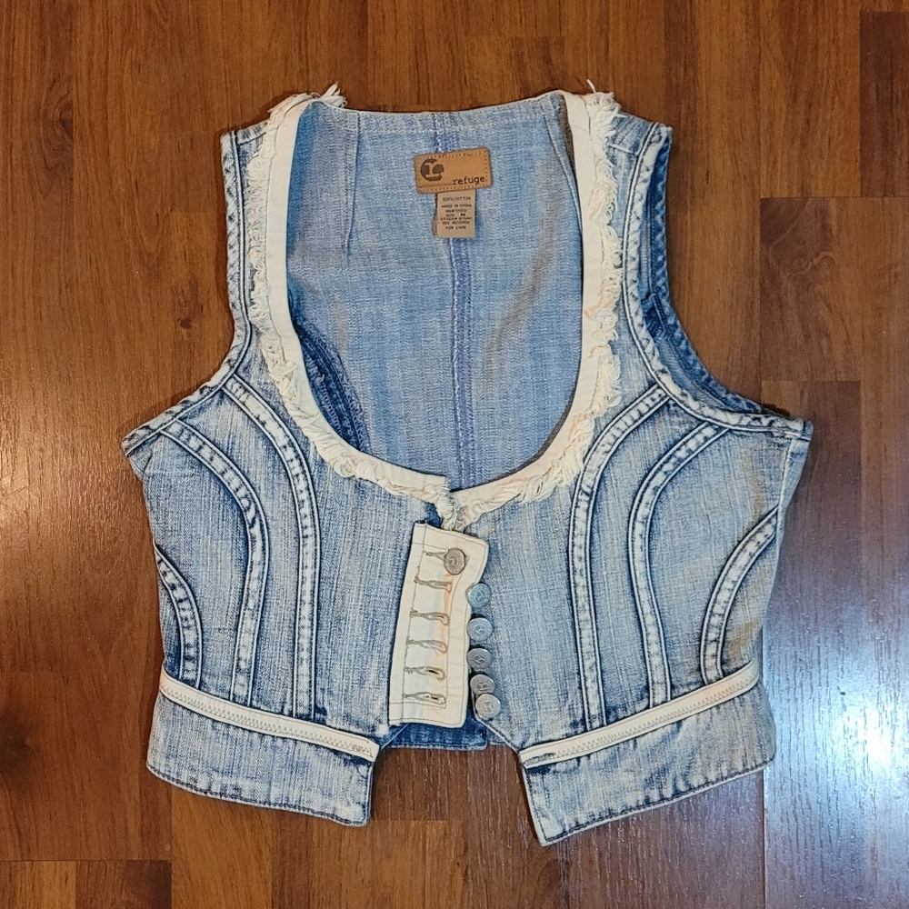 Refuge Button-Up Denim Vest in Size Medium with Distressed Detailing
